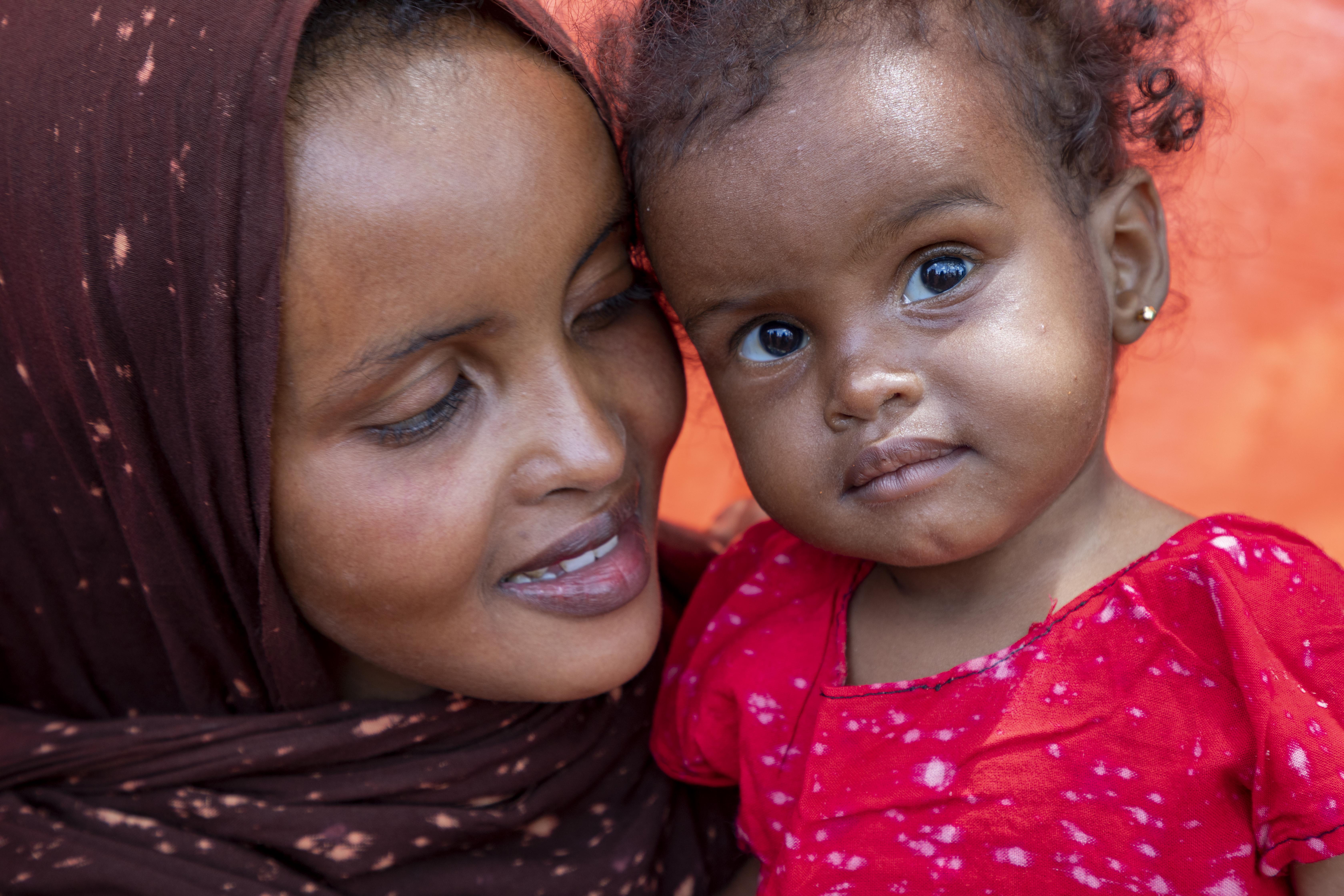 ethiopia_single-refugee-mother-rebuilds-her-life-with-her-three-children
