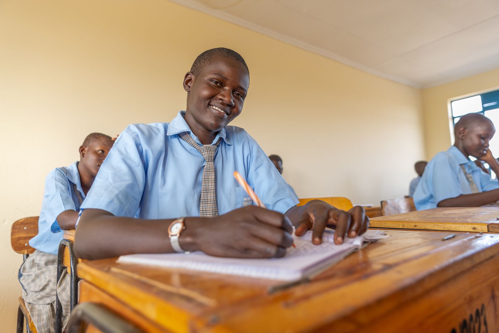 Kenya_refugee-education-for-girls