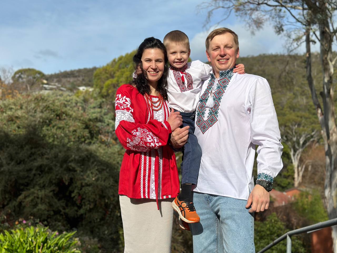 Australia. Mykhalchuk Family (Anna, Oleh, Son Nazarii), Hobart, Sandy Bay 2023 .
